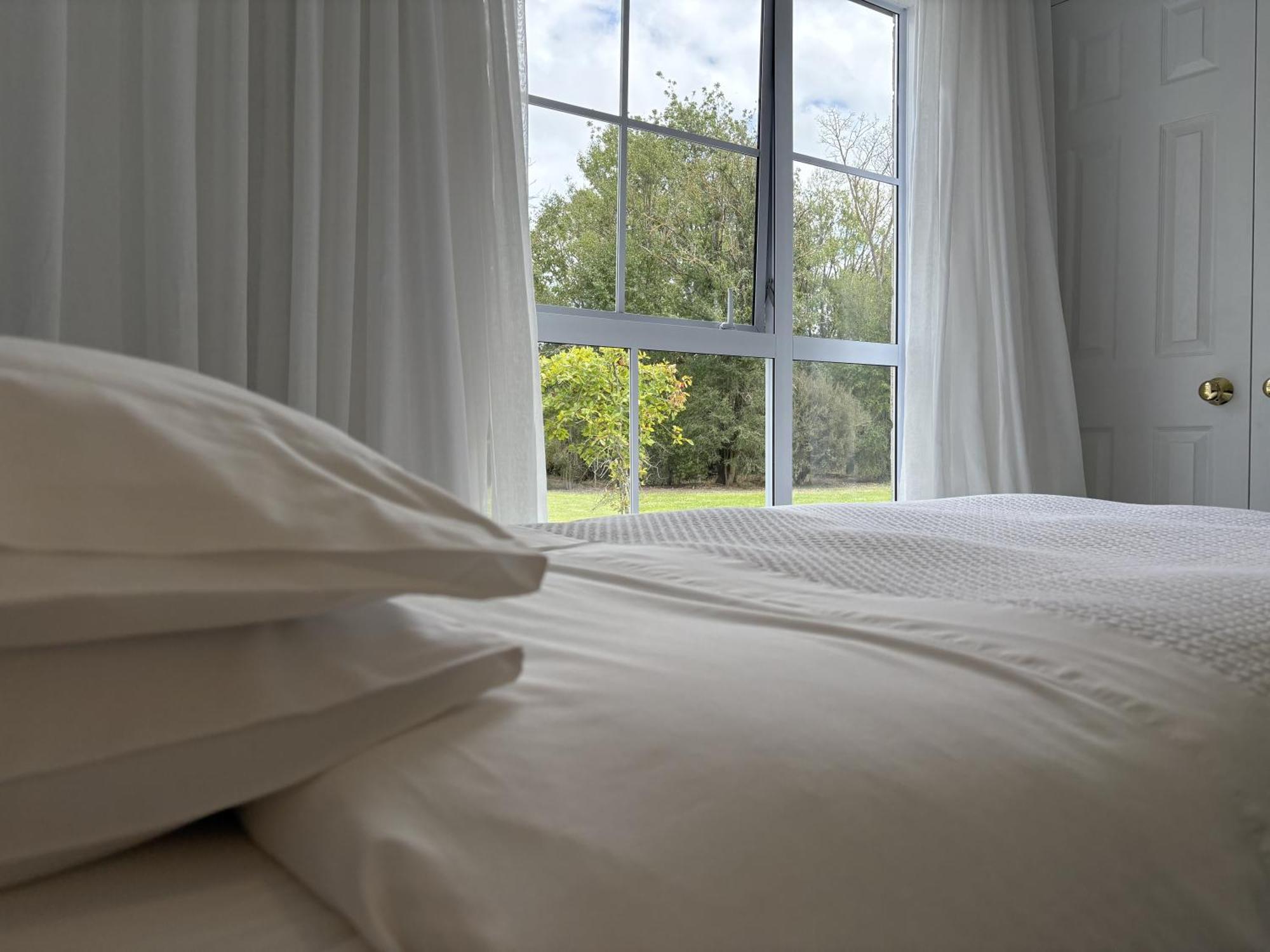 64 Mandalea B&B Ohoka Bagian luar foto