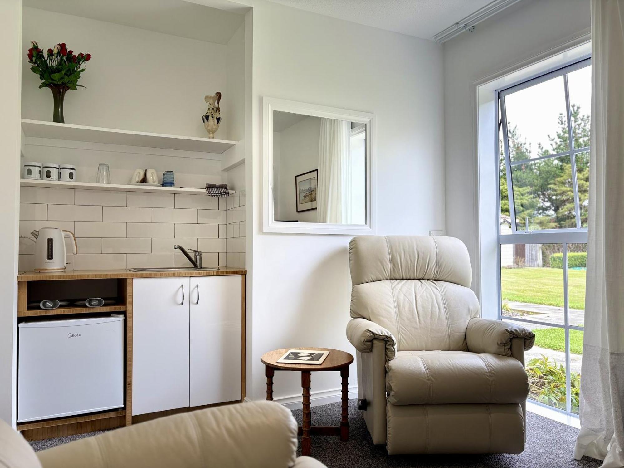 64 Mandalea B&B Ohoka Bagian luar foto