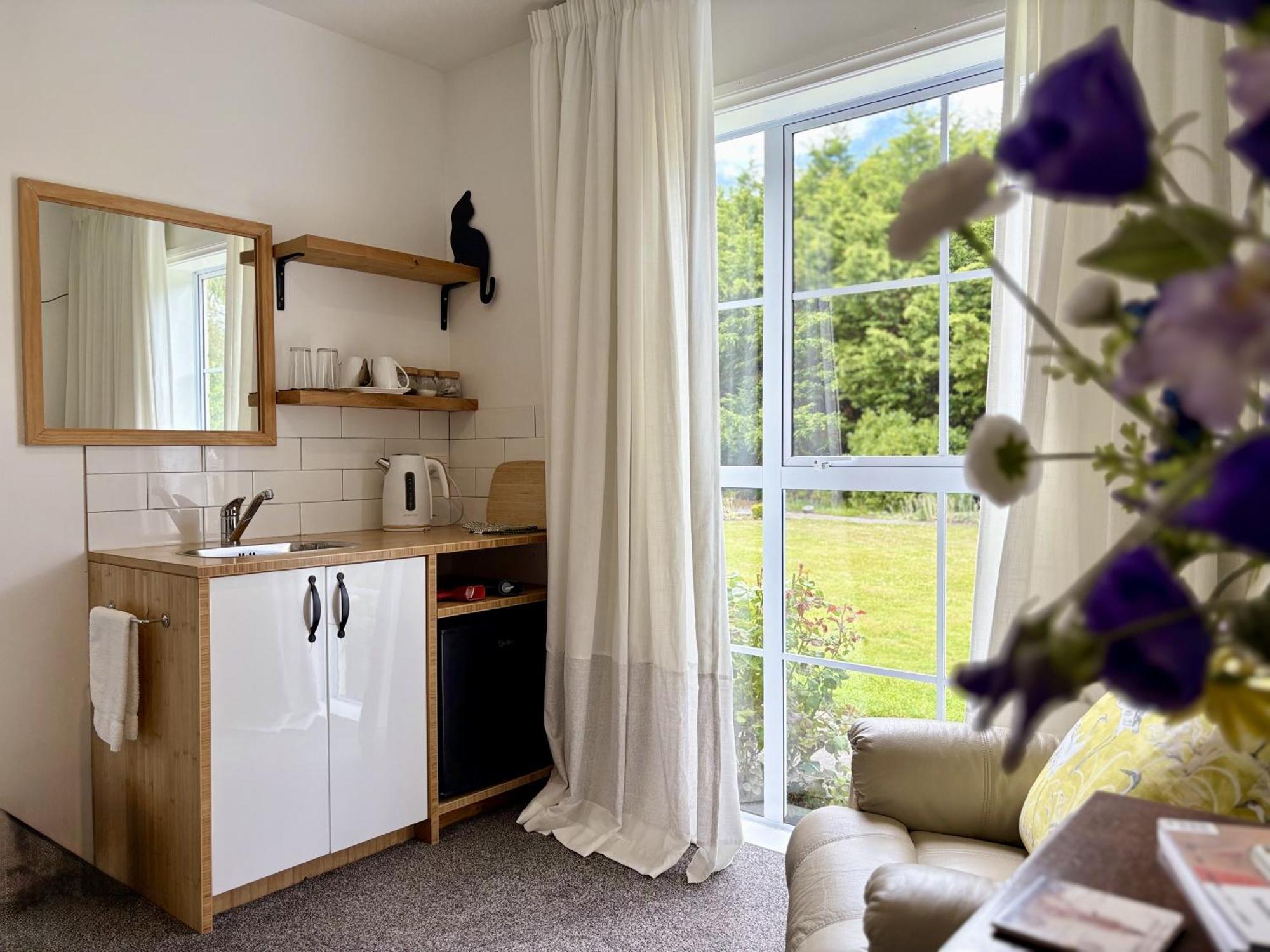 64 Mandalea B&B Ohoka Bagian luar foto