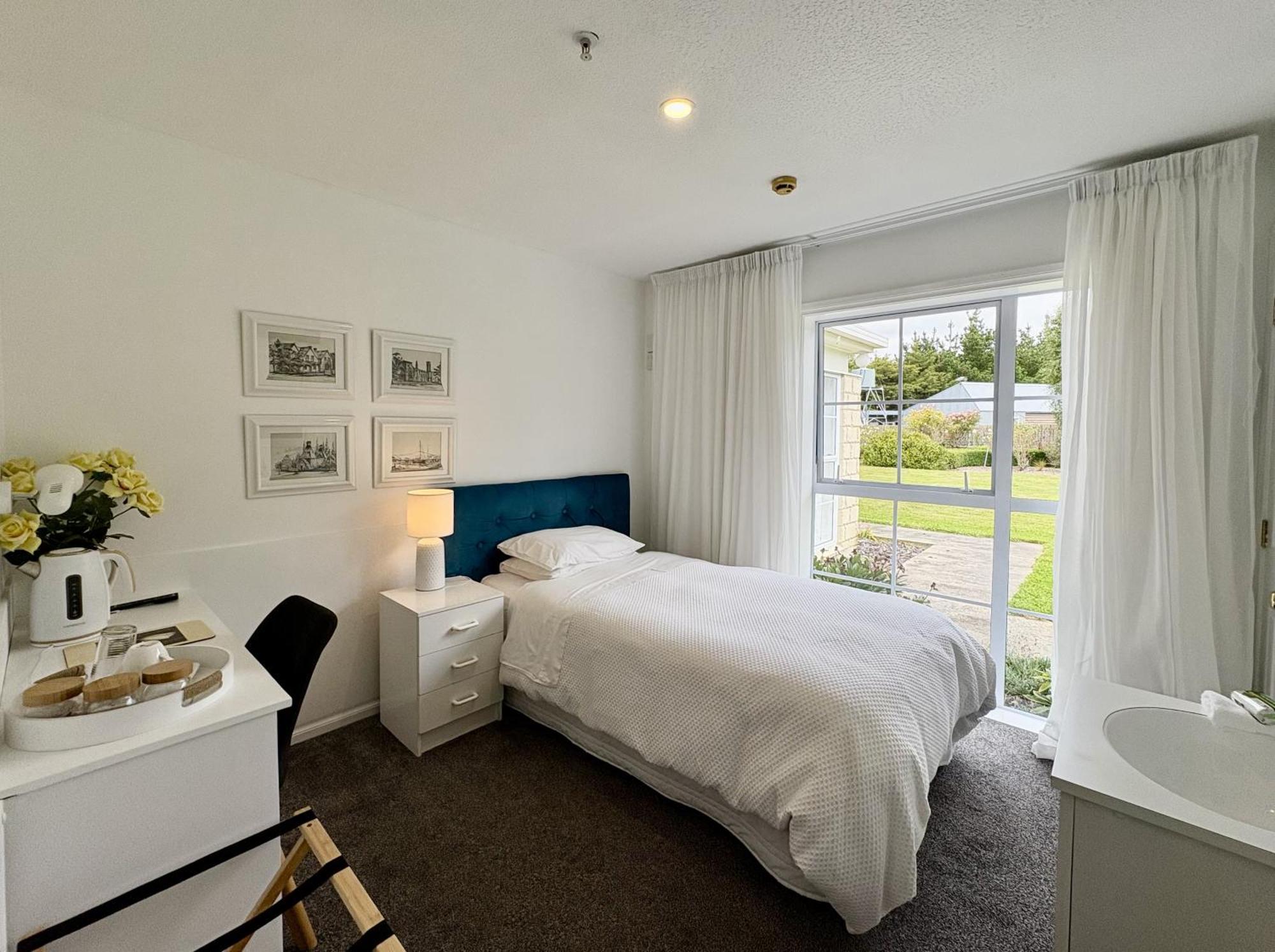 64 Mandalea B&B Ohoka Bagian luar foto